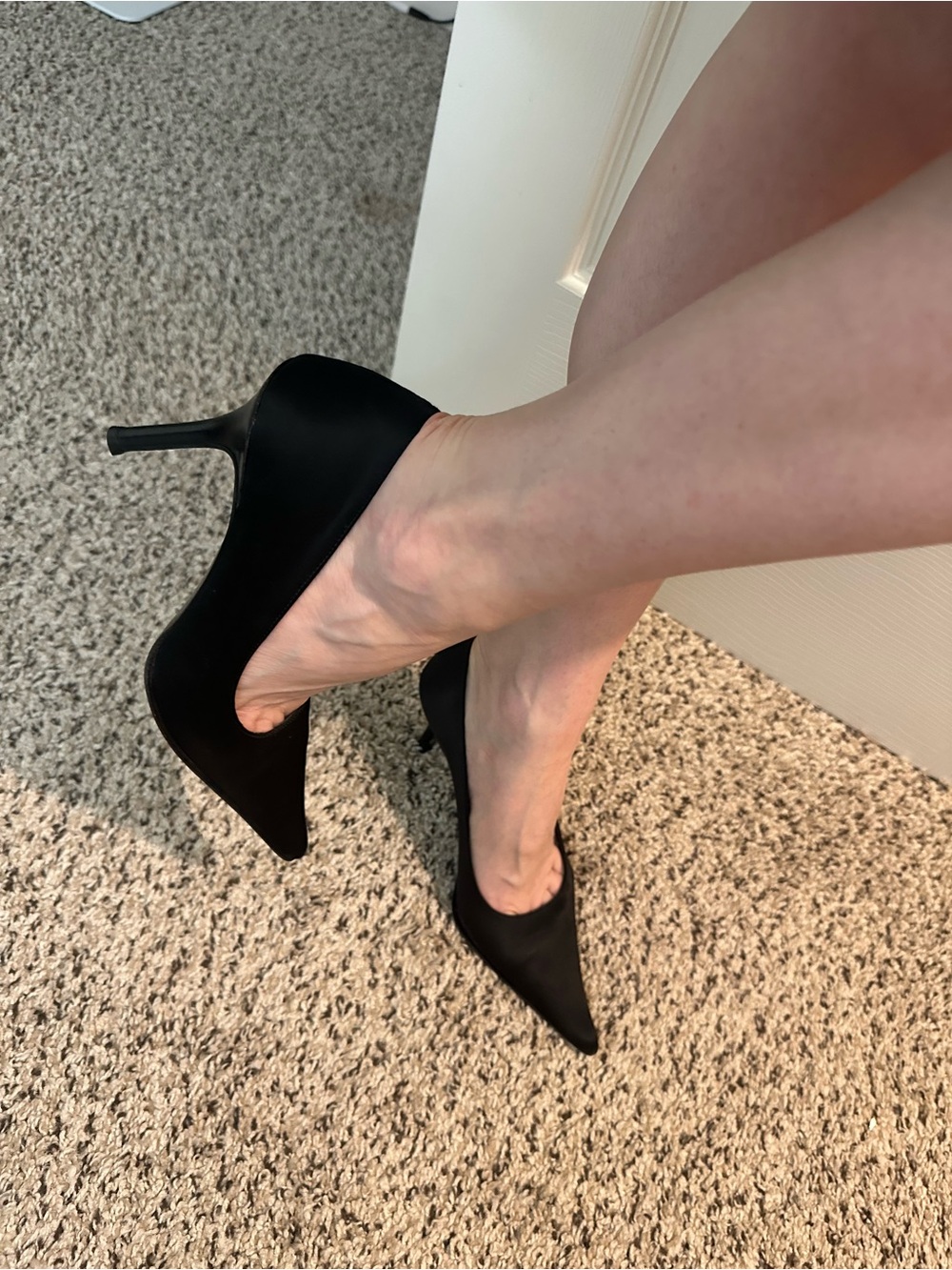 Kenneth Cole New York Satine Pointed Toe Black High Heel Pumps Size 5 (EU 35)